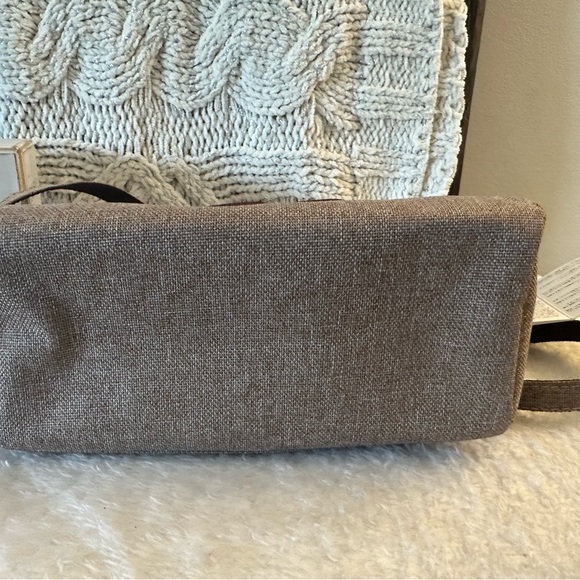 NWT - Picture 5 of 5